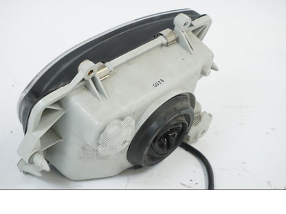 Höger sida på Strålkastare från en Honda CBR 600 -1998 motorcykel.