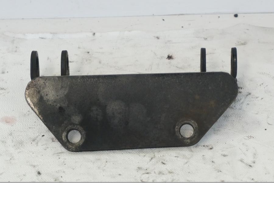 Baksidan på Fotplattefäste från en Kawasaki VN 1500 -1996 motorcykel.