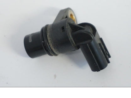 Höger sida på Hastighetsgivare från en Honda CB 500 X -2015 motorcykel.