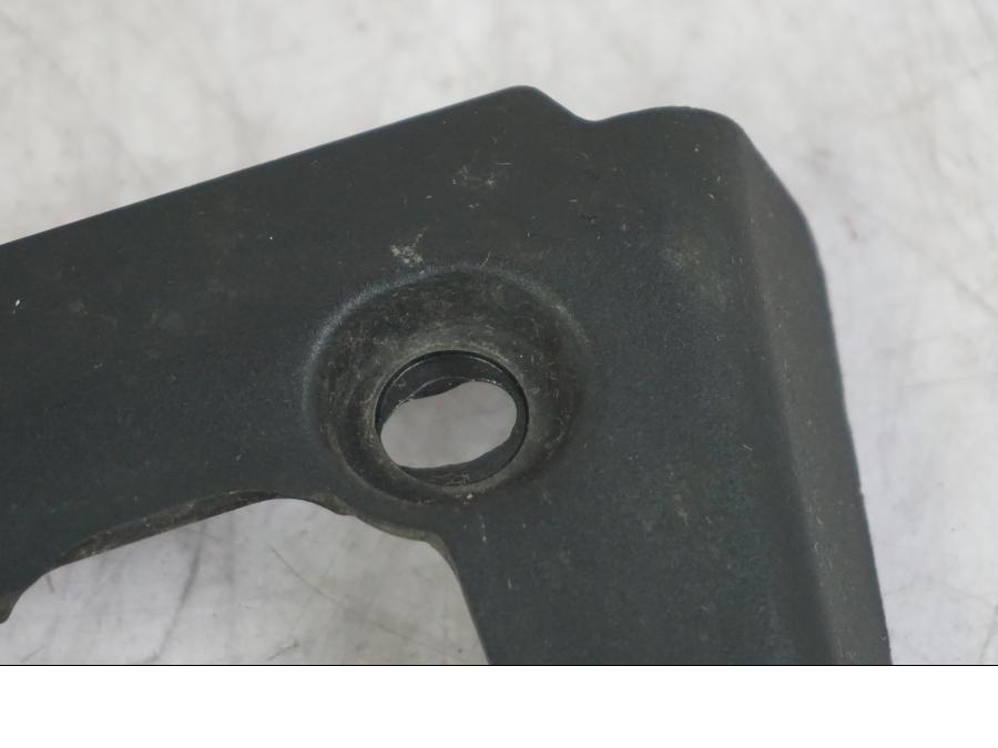 Höger sida på Vattenkylkåpa från en Triumph Tiger -2009 motorcykel.