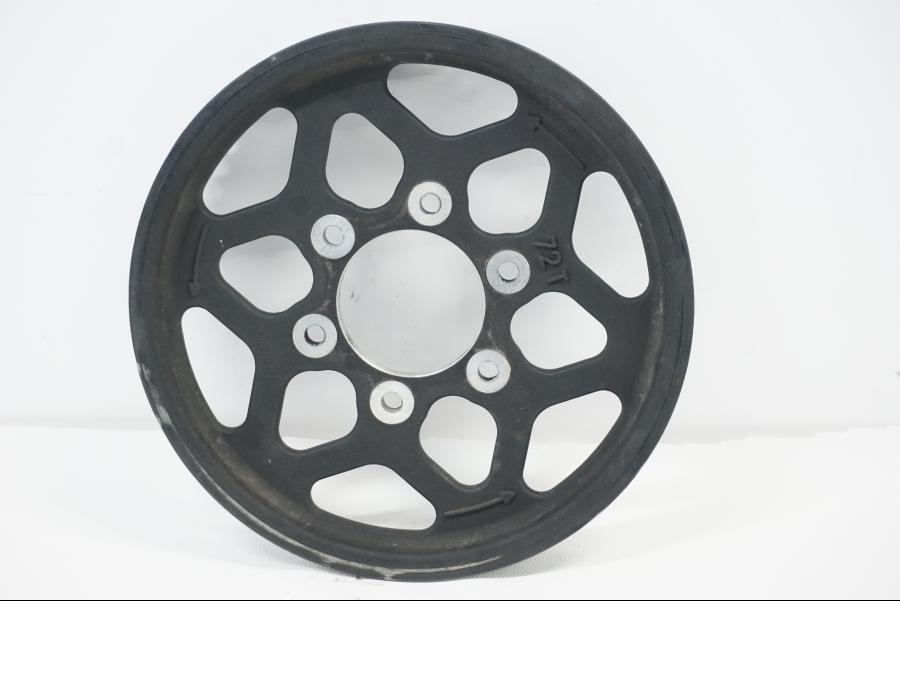 Baksidan på Remhjul från en Buell XB9S -2003 motorcykel.