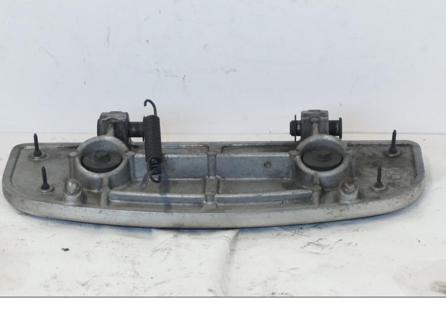 Snett uppifrån på Fotplatta från en Kawasaki VN 1500 -1996 motorcykel.