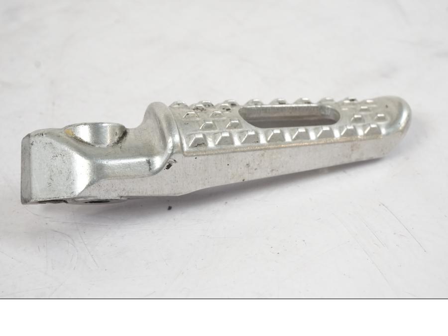 Baksidan på Fotpinne från en Honda CBR 1000 RR -2007 motorcykel.