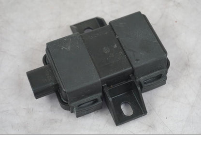 Framsidan på RDC Styrenhet från en KTM 1290 Super Duke R -2022 motorcykel.