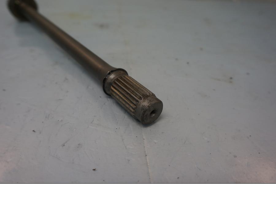 Höger sida på Kardanaxel från en Yamaha V-MAX 1200 -2001 motorcykel.