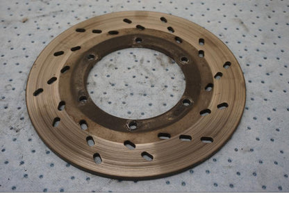 Framsidan på Bromsskiva från en Suzuki GSX 550 -1985 motorcykel.