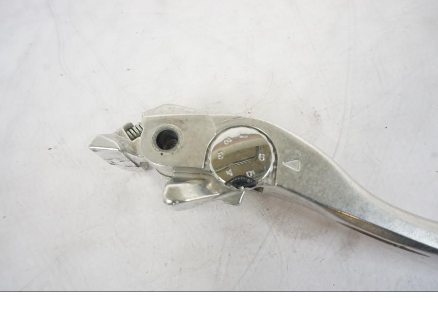 Snett uppifrån på Bromsgrepp från en Honda VFR 1200 -2010 motorcykel.