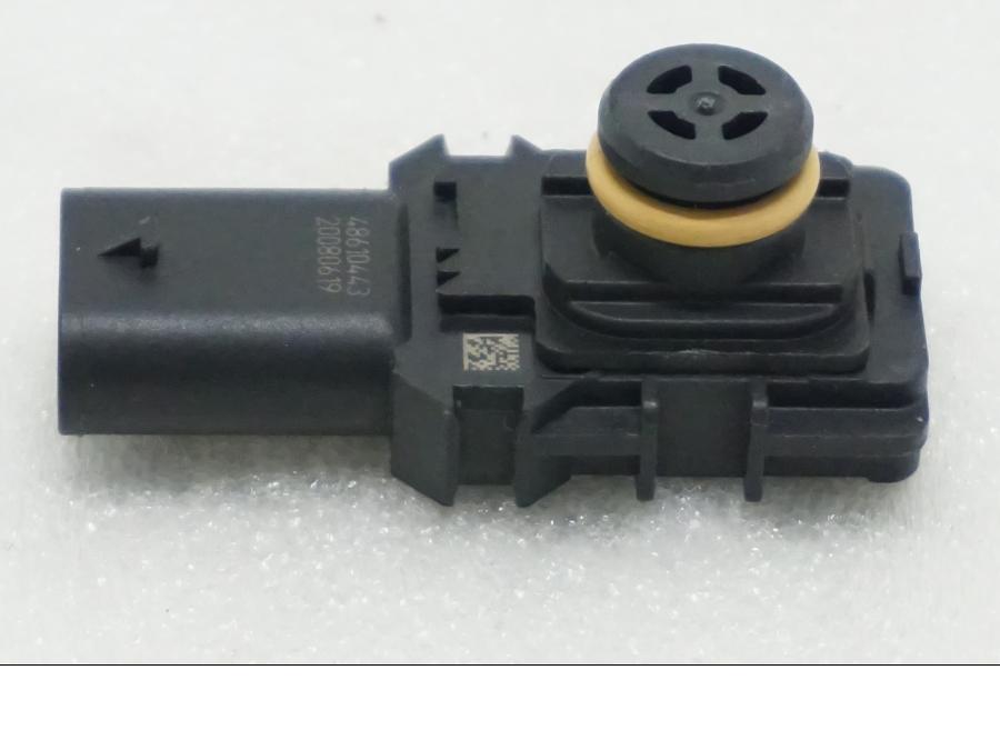 Framsidan på Mapsensor från en Ducati Multistrada 1158 V4 -2021 motorcykel.