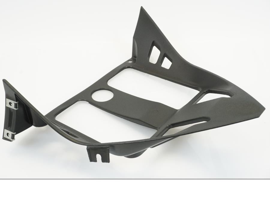 Baksidan på Trekanten från en Aprilia RSV 1000 -2004 motorcykel.