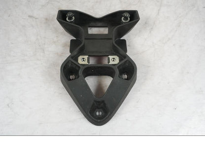 Baksidan på Skylthållare från en BMW S 1000 XR -2019 motorcykel.