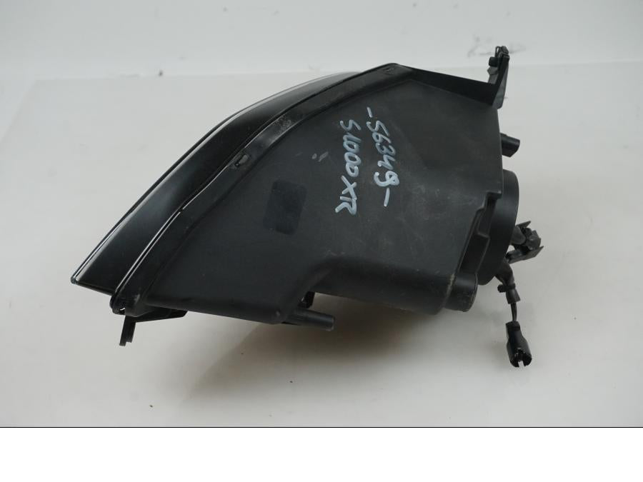 Vänster sida på Strålkastare från en BMW S 1000 XR -2016 motorcykel.