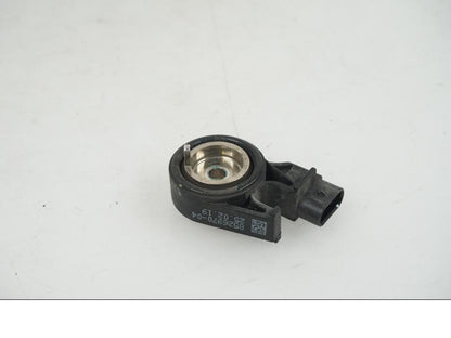 Baksidan på Sidostödsbrytare från en BMW F 750 GS -2019 motorcykel.