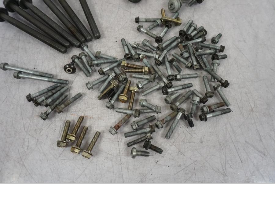 Baksidan på Skruv / Mutter etc från en BMW F 800 GS -2009 motorcykel.