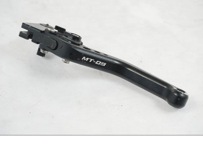 Snett uppifrån på Kopplingsgrepp från en Yamaha MT-09 -2019 motorcykel.