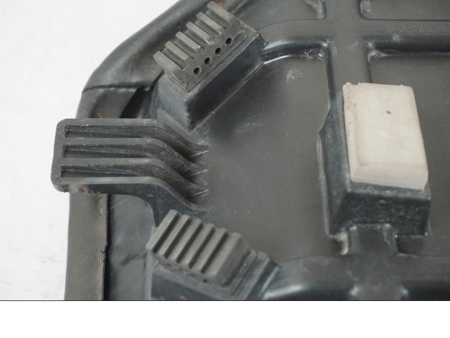 Extrabild1 på Sadel från en Suzuki VL 800 -2002 motorcykel.