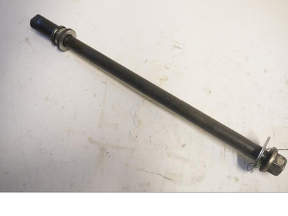 Framsidan på Axel från en Yamaha XVS 1100 -2000 motorcykel.