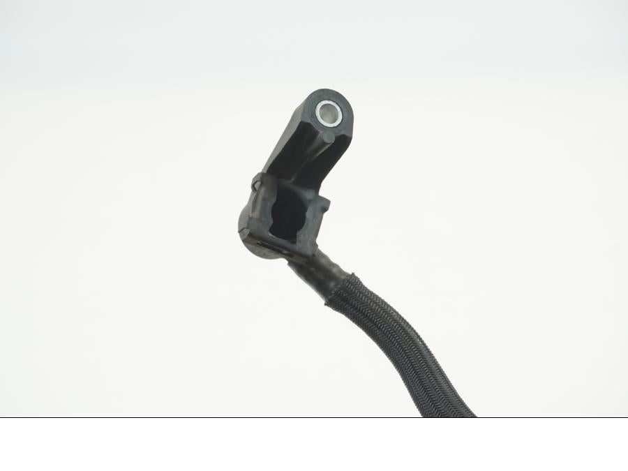 Baksidan på Bensinledning från en BMW R 1200 GS -2018 motorcykel.