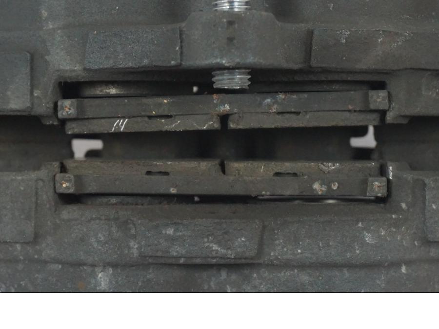 Extrabild4 på Bromsok från en Suzuki GSF 1250 -2010 motorcykel.