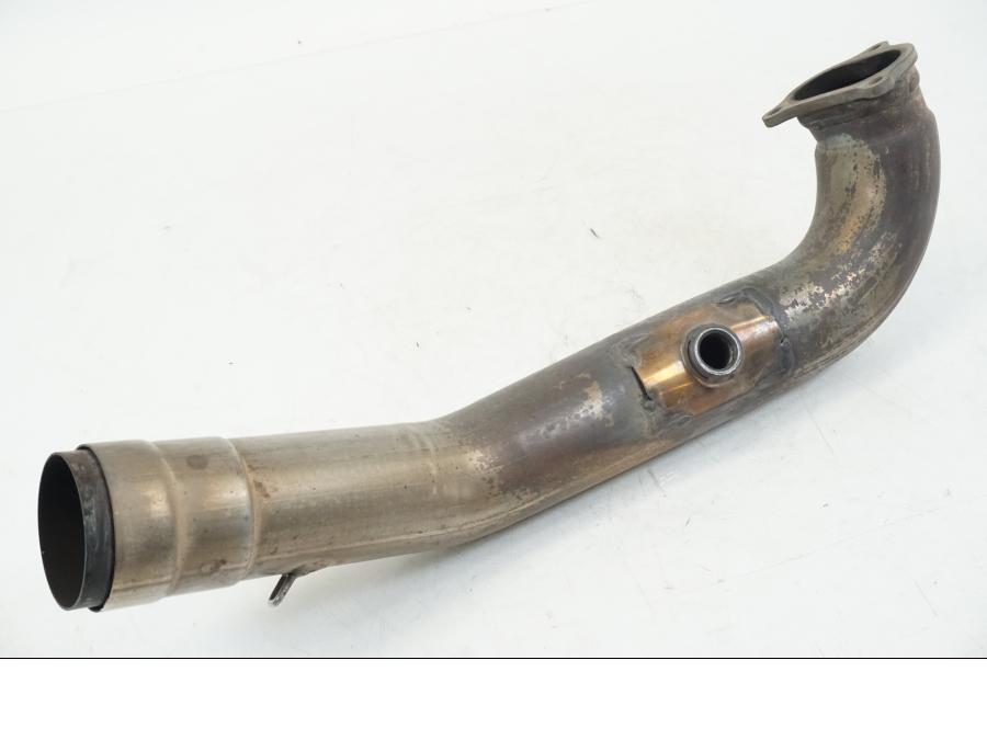 Snett nerifrån på Grenrör från en Ducati Streetfighter S -2011 motorcykel.