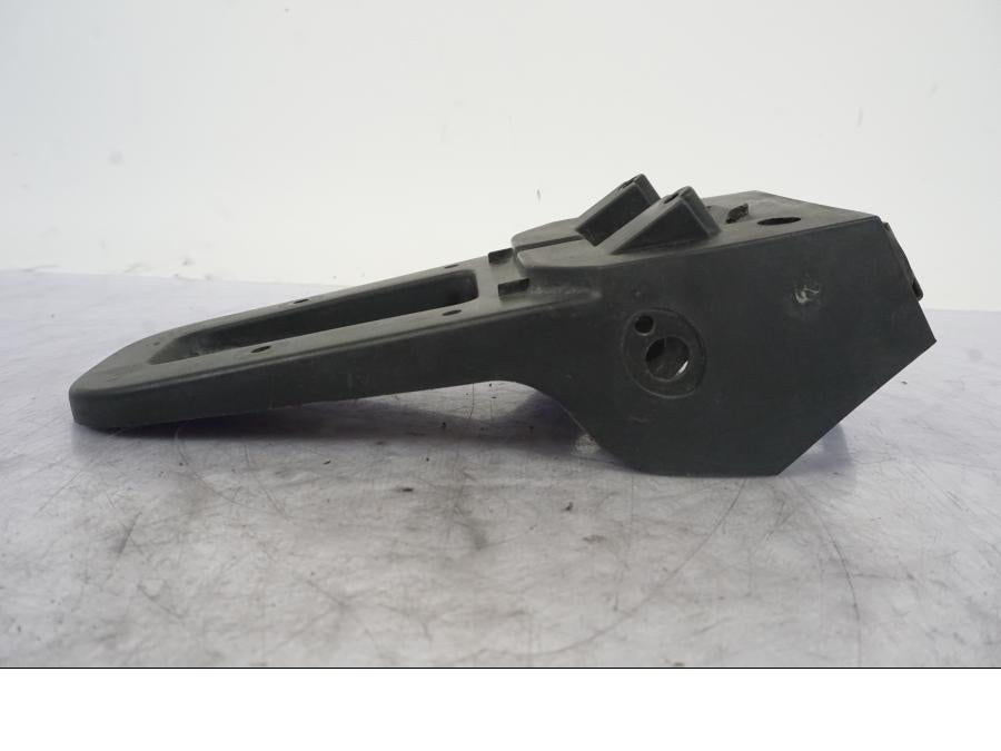 Vänster sida på Skylthållare från en BMW R 1150 GS -2002 motorcykel.