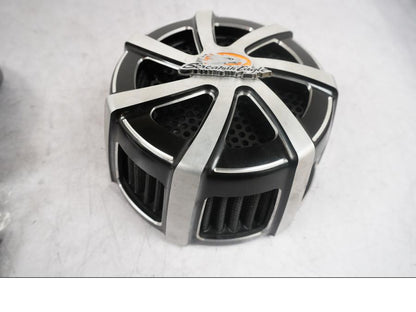 Baksidan på Luftburk från en H-D Touring Street Glide FLHX -2009 motorcykel.