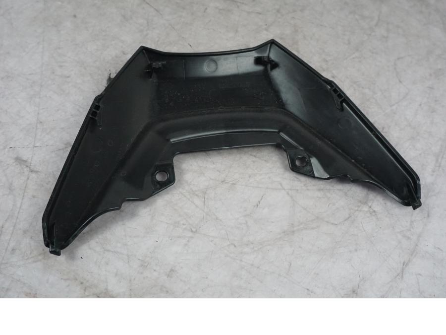 Vänster sida på Bakvinge från en Yamaha MT-09 -2024 motorcykel.