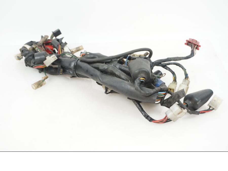 Baksidan på Kabelstam från en Honda VF 750 S -1982 motorcykel.