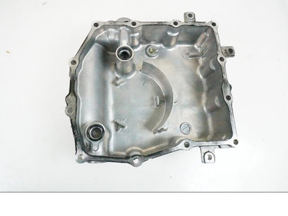 Baksidan på Oljetråg från en Honda VFR 800 -2005 motorcykel.