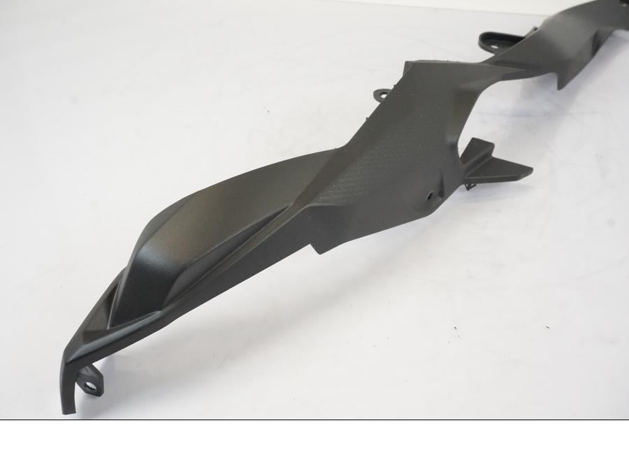 Vänster sida på Sidopanel från en BMW S 1000 XR -2019 motorcykel.