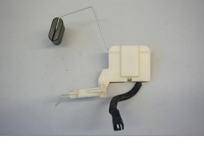 Baksidan på Bensintankgivare från en H-D Touring Road King Classic FLHRCI -2008 motorcykel.