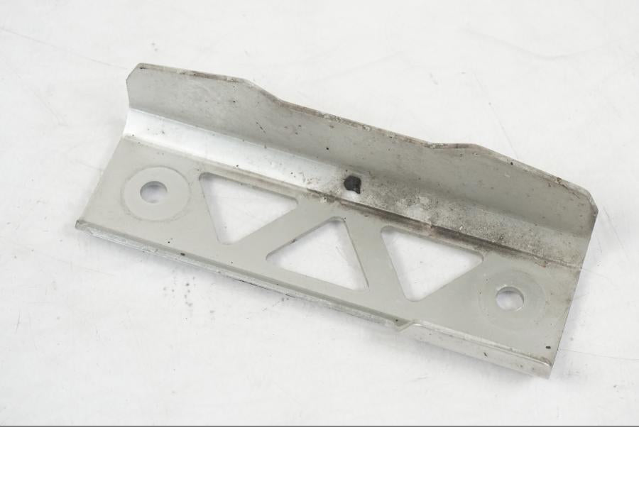 Höger sida på Vattenkyldekor från en Suzuki SV 650 S -2005 motorcykel.