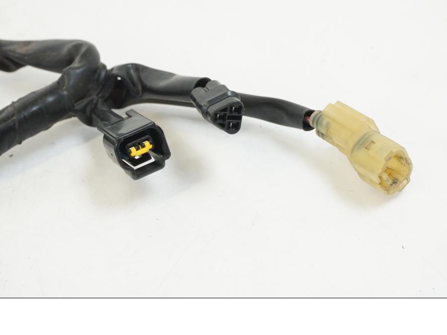 Extrabild1 på Tändspolekablage från en Yamaha YZF 1000 R1 -2009 motorcykel.