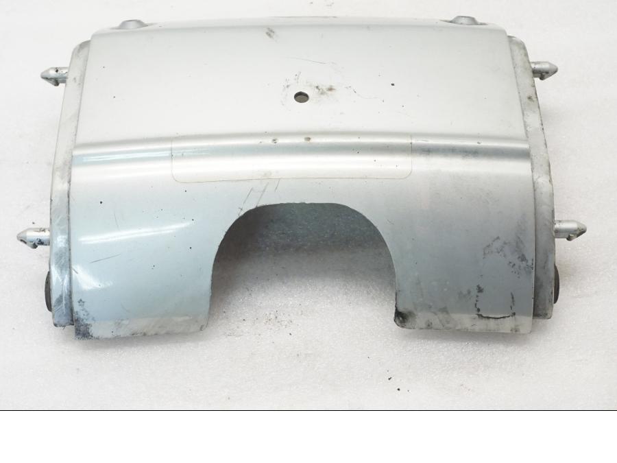 Baksidan på Sidopanel från en Yamaha XVZ 13TD -1999 motorcykel.