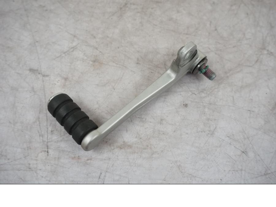 Framsidan på Växelpedal från en BMW F 800 R -2018 motorcykel.