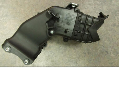 Vänster sida på Luftintag från en Yamaha YZF 1000 R1 -2015 motorcykel.