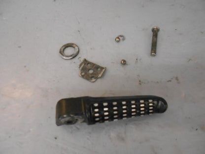 Framsidan på Fotpinne från en Kawasaki Z 1000 -2019 motorcykel.