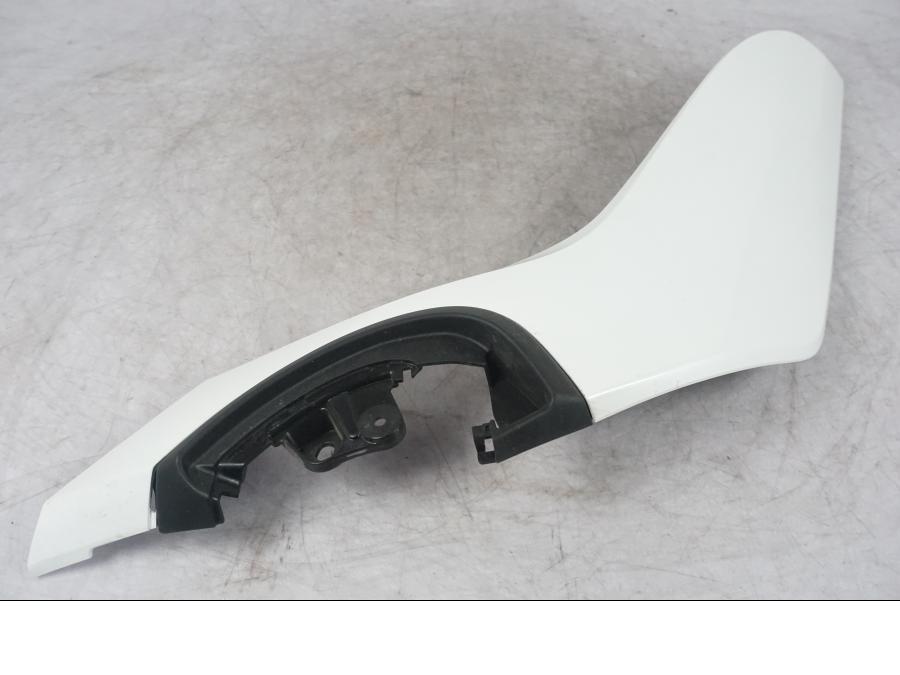 Höger sida på Sidopanel från en Honda ANC 125 -2022 scooter.