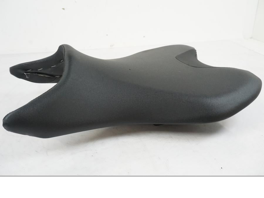 Baksidan på Sadel från en Yamaha MT-07 -2019 motorcykel.