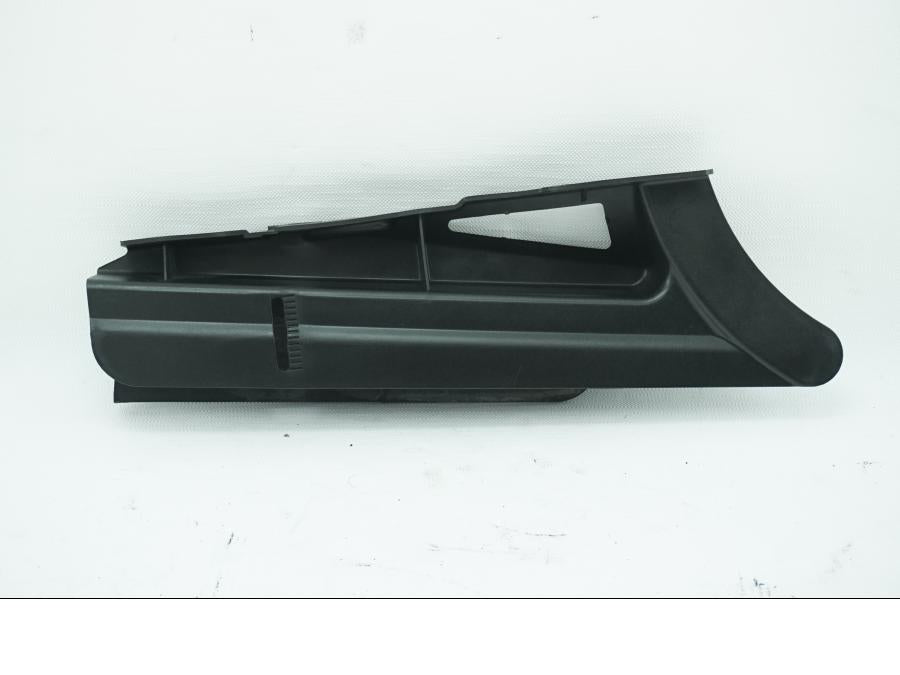 Framsidan på Remskydd från en H-D Street Glide FLHX -2007 motorcykel.