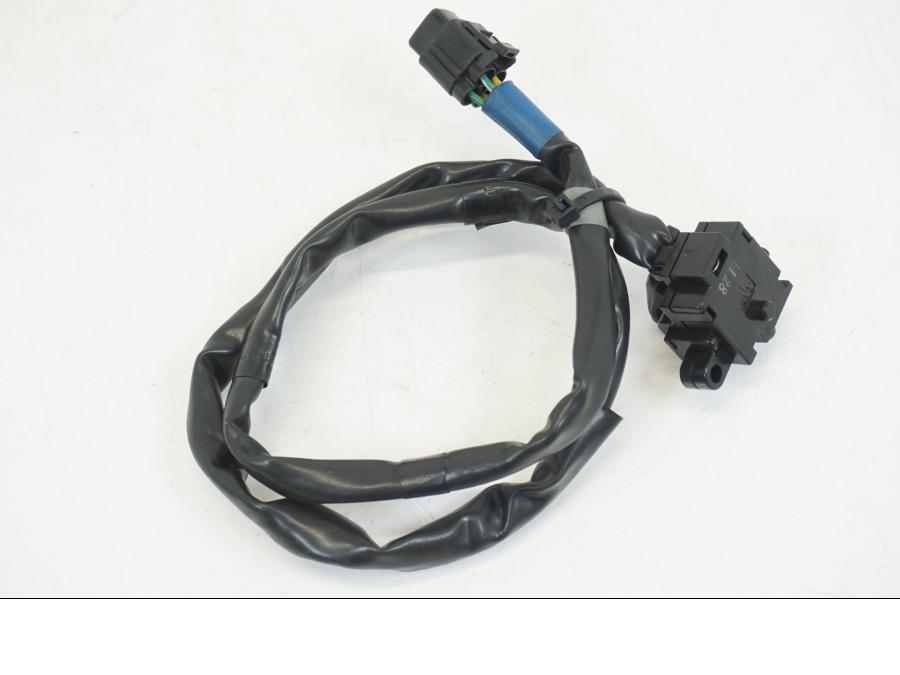 Framsidan på Kopplingskontakt från en Yamaha MT-09 Tracer -2021 motorcykel.