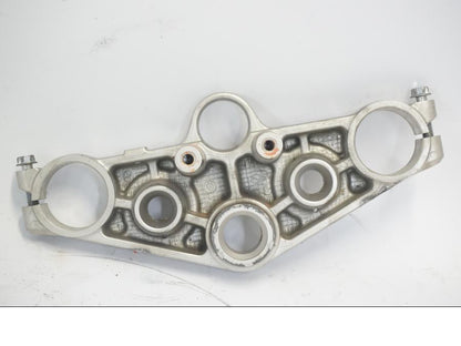 Baksidan på Gaffelkrona från en Suzuki DL 1000 -2003 motorcykel.