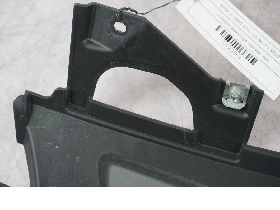 Extrabild1 på Bakvinge från en BMW K 1600 GTL -2015 motorcykel.