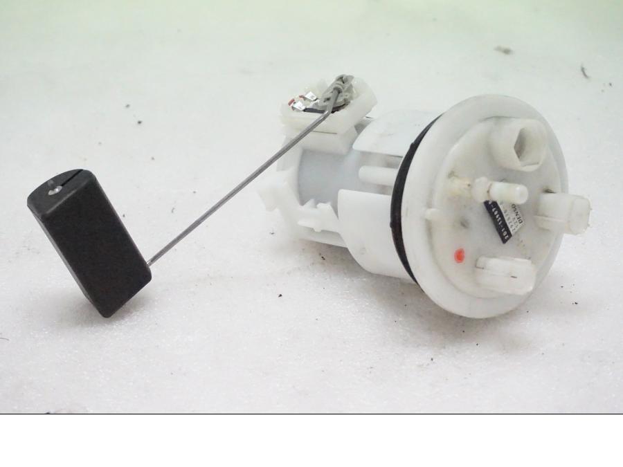 Framsidan på Bensinpump insprut från en Yamaha FZ1-S -2006 motorcykel.