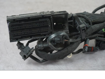 Baksidan på Kabelstam från en BMW K 1600 GTL -2015 motorcykel.