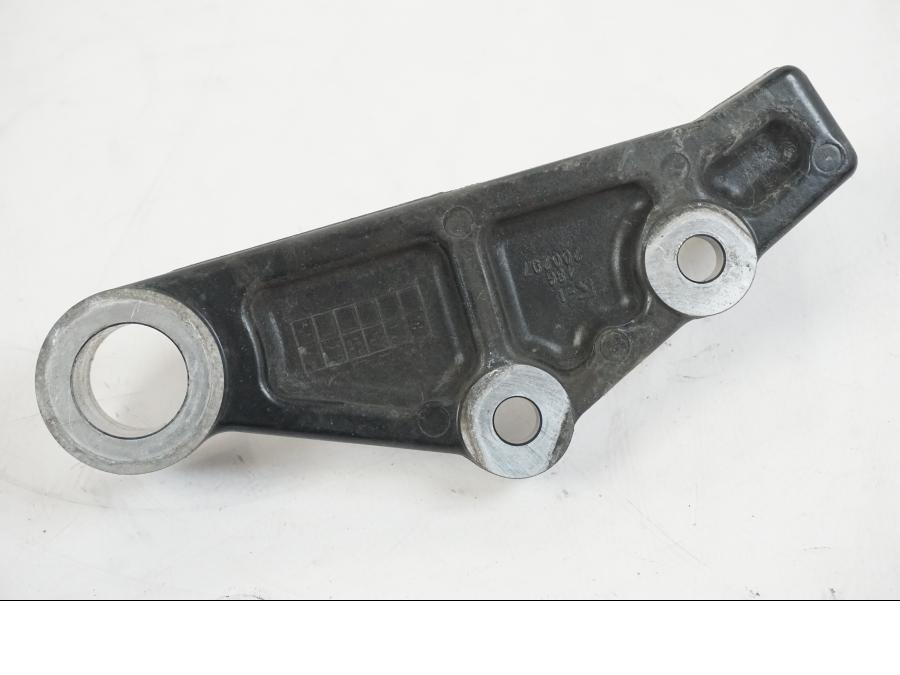 Höger sida på Bromsoksfäste från en Suzuki VZR 1800 -2009 motorcykel.