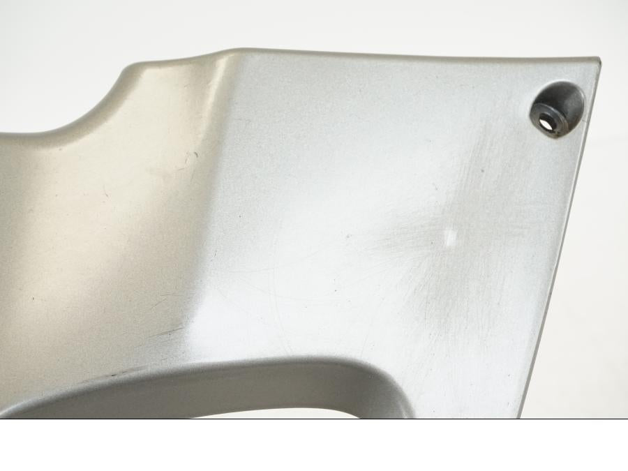 Vänster sida på Magkåpa från en BMW K 1200 LT -2004 motorcykel.