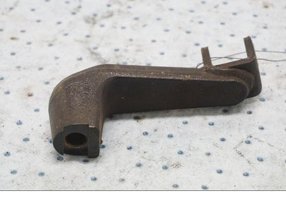 Baksidan på Fotpinnefäste från en Kawasaki EN 500 -1999 motorcykel.