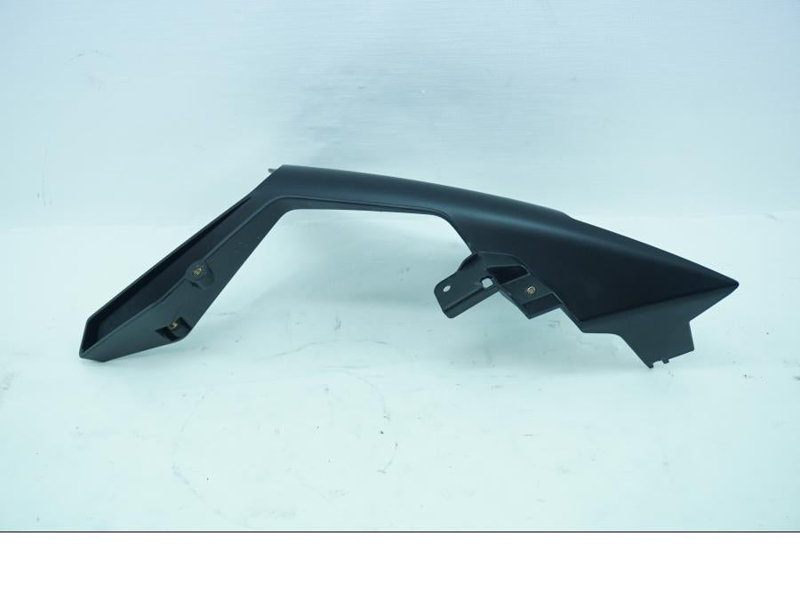 Baksidan på Toppkåpa från en KTM RC 390 -2019 motorcykel.