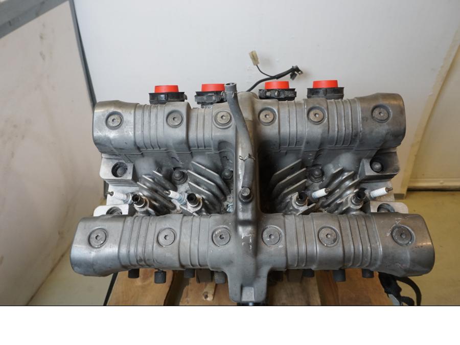 Extrabild5 på Motor från en Yamaha XJ 900 S -1997 motorcykel.