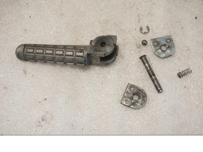 Framsidan på Fotpinne från en Ducati Monster 796 -2013 motorcykel.